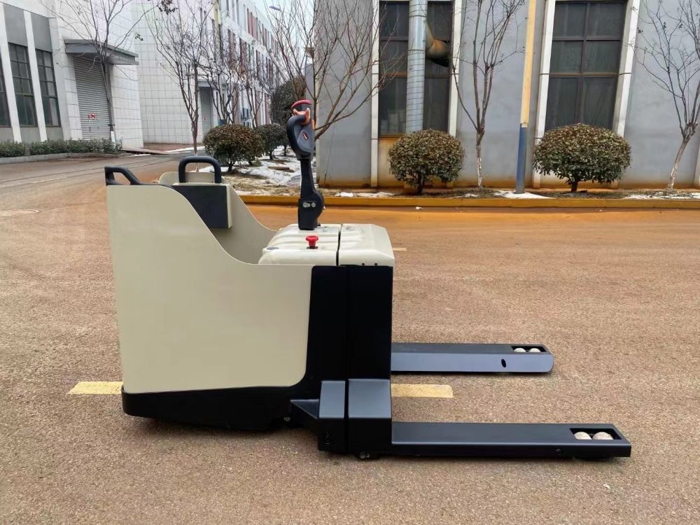 Seat Semi-enclosed Transport Vehicle  Load Capacity Electric Pallet Jack Warehouse  Tray Transport Vehicle
